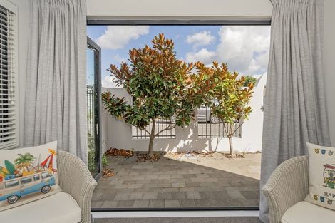 Photo of property in 5c Victoria Street, Whitianga, 3510