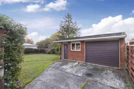 Photo of property in 4 Lynwood Place, Chedworth, Hamilton, 3210