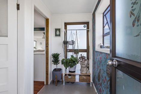 Photo of property in 63 Brightside Road, Stanmore Bay, Whangaparaoa, 0932