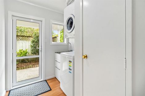Photo of property in 1a Barberry Lane, Te Atatu Peninsula, Auckland, 0610