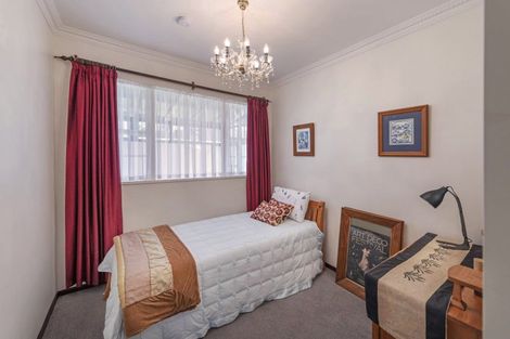 Photo of property in 7 Epping Grove, Karori, Wellington, 6012