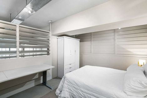 Photo of property in Stadium Garden Flats, 314/107 Thorndon Quay, Pipitea, Wellington, 6011