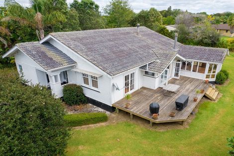 Photo of property in 15 Karaka Drive, Kerikeri, 0230