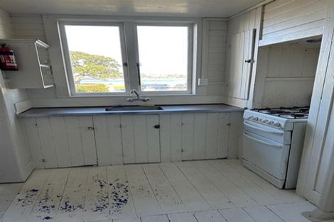 Photo of property in 15 Queens Parade, Devonport, Auckland, 0624