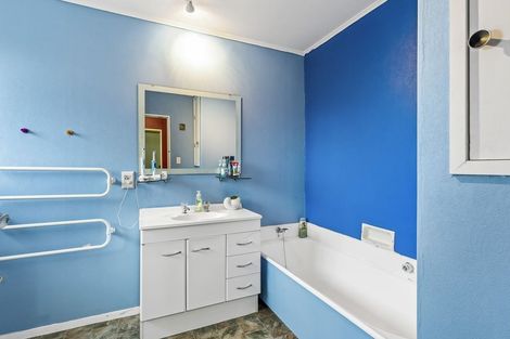 Photo of property in 31 Te Kupe Road, Paraparaumu Beach, Paraparaumu, 5032