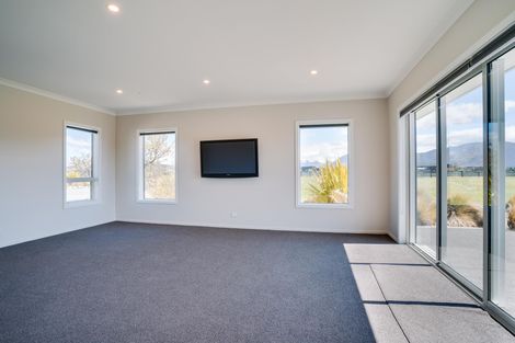 Photo of property in 5 Homestead Avenue, Twizel, 7999