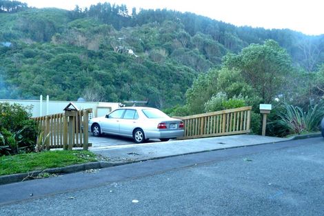 Photo of property in 35 Olivia Crescent, Tawa, Wellington, 5028