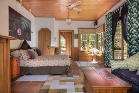 Photo of property in 45 Aucks Road, Russell, 0272