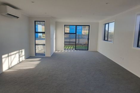 Photo of property in 24 Karearea Avenue, Kenepuru, Porirua, 5022