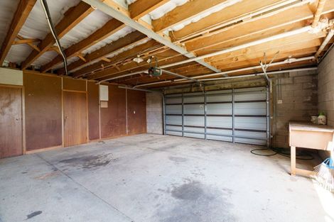 Photo of property in 50 Glendevon Place, Vauxhall, Dunedin, 9013