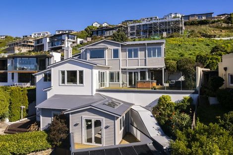 Photo of property in 2 Challenger Lane, Redcliffs, Christchurch, 8081