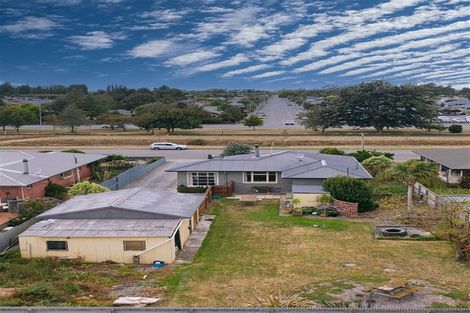 Photo of property in 90 Melcombe Street, Tinwald, Ashburton, 7700