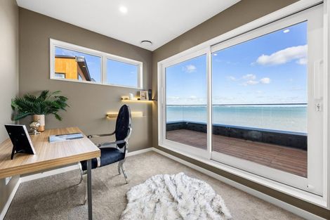 Photo of property in 4 Seawind Way, Hobsonville, Auckland, 0616