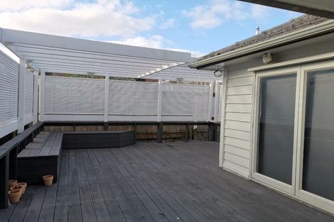 Photo of property in 216 Te Atatu Road, Te Atatu South, Auckland, 0610