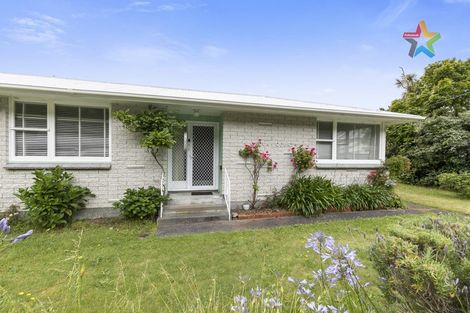 Photo of property in 8/250 Muritai Road, Eastbourne, Lower Hutt, 5013