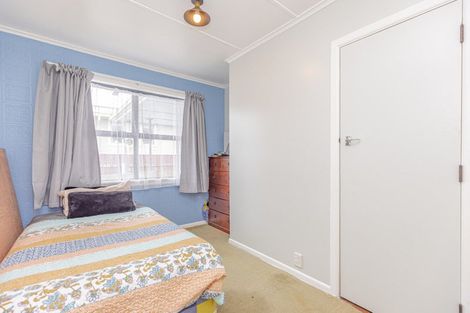 Photo of property in 74 Matai Street, Castlecliff, Whanganui, 4501