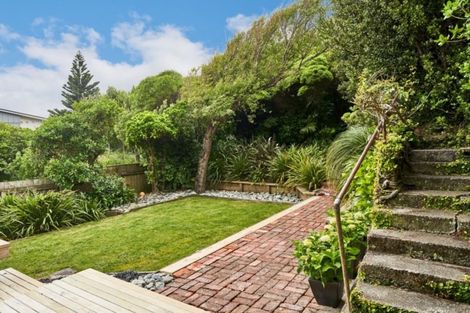 Photo of property in 11 View Road, Titahi Bay, Porirua, 5022