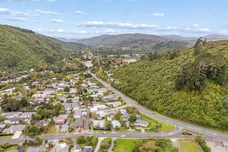 Photo of property in 2a Pokaka Street, Birchville, Upper Hutt, 5018