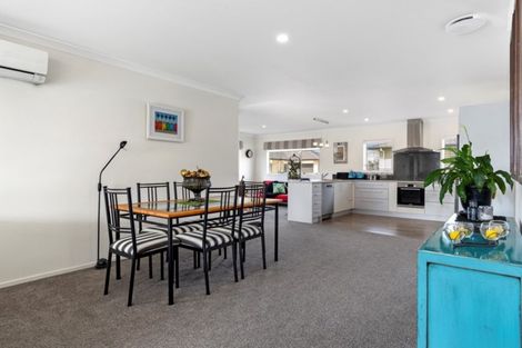 Photo of property in 4 Harmens Way, Greerton, Tauranga, 3112