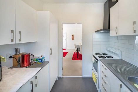 Photo of property in 71n Randwick Crescent, Moera, Lower Hutt, 5010