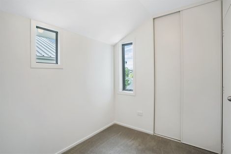Photo of property in 8/6 John Jennings Drive, Oteha, Auckland, 0632
