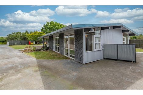 Photo of property in 41 Barnes Road, Redwood, Christchurch, 8051
