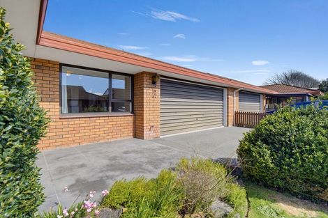 Photo of property in 19a Sheraton Place, Redwood, Christchurch, 8051