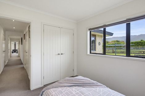 Photo of property in 53 Pohutukawa Drive, Levin, 5571