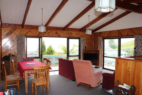 Photo of property in 47 Stratford Drive, Cable Bay, 0420