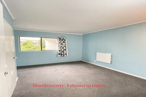 Photo of property in 1/2 Deep Creek Road, Torbay, Auckland, 0630