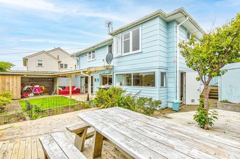 Photo of property in 13 Downes Street, Titahi Bay, Porirua, 5022