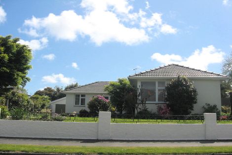 Photo of property in 7 Ardmore Place, Bishopdale, Christchurch, 8053