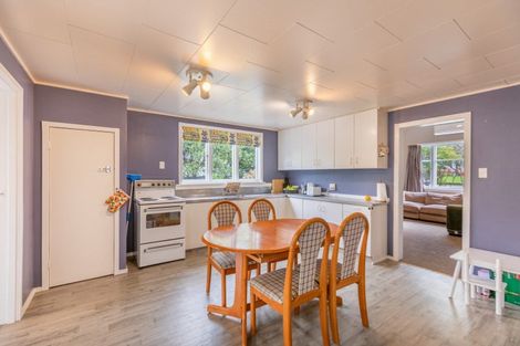 Photo of property in 9 Collins Street, Waipawa, 4210