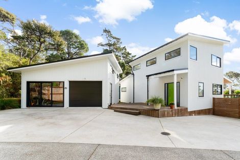 Photo of property in 12 Sunnyvale Road, Waitakere, Auckland, 0614