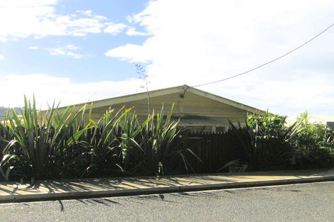 Photo of property in 25 Limeburners Street, Morningside, Whangarei, 0110