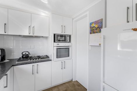 Photo of property in 150 Royal Park Drive, Parklands, Christchurch, 8083