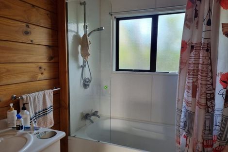 Photo of property in 108a Mana Esplanade, Paremata, Porirua, 5026