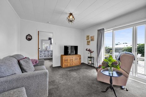 Photo of property in 15a Parsons Street, Vogeltown, New Plymouth, 4310