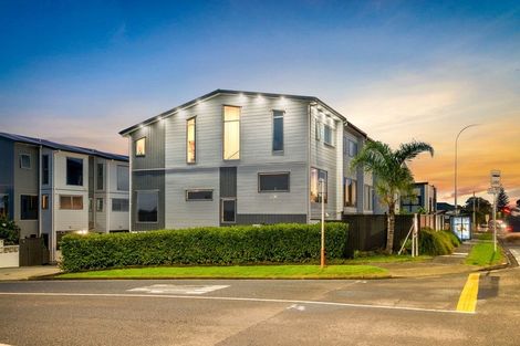 Photo of property in 1/1a Halsey Road, Manurewa, Auckland, 2102