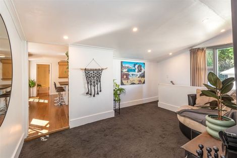 Photo of property in 24 Voelas Road, Lyttelton, 8082