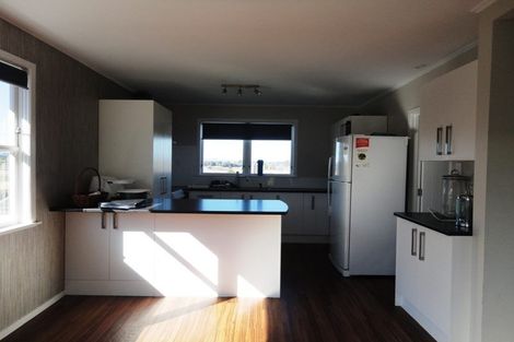 Photo of property in 27 Mcquarrie Avenue, Wattle Downs, Auckland, 2103