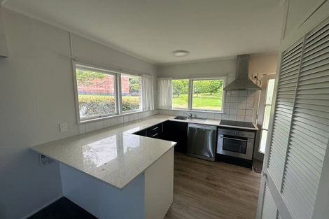 Photo of property in 1/16 Diana Drive, Glenfield, Auckland, 0627