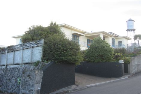 Photo of property in 24 Thompson Road, Bluff Hill, Napier, 4110