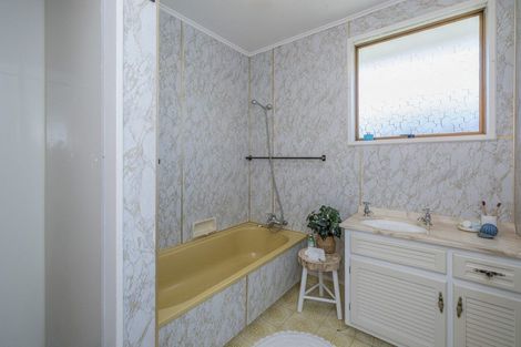 Photo of property in 41b Andrew Street, Waikanae, 5036