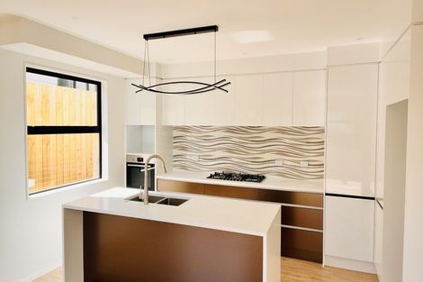 Photo of property in 44a Godley Road, Green Bay, Auckland, 0604