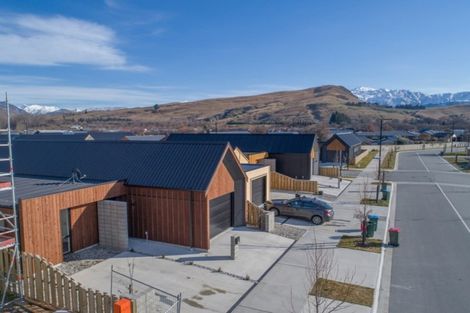 Photo of property in 26 Red Cottage Drive, Lake Hayes, Queenstown, 9304
