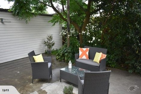 Photo of property in 510 Grove Road, Mayfair, Hastings, 4122