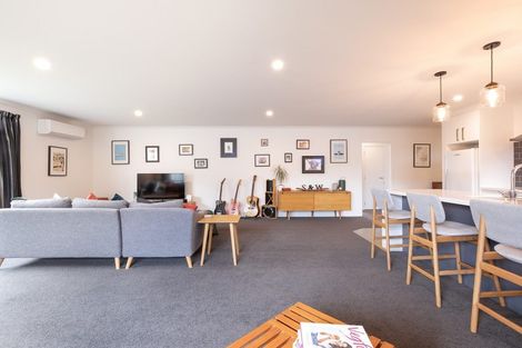 Photo of property in 2 Dyer Lane, Cambridge, 3434