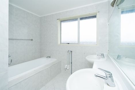 Photo of property in 86 Sylvester Crescent, Flagstaff, Hamilton, 3210