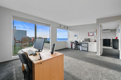 Photo of property in 43a Oceanbeach Road, Mount Maunganui, 3116